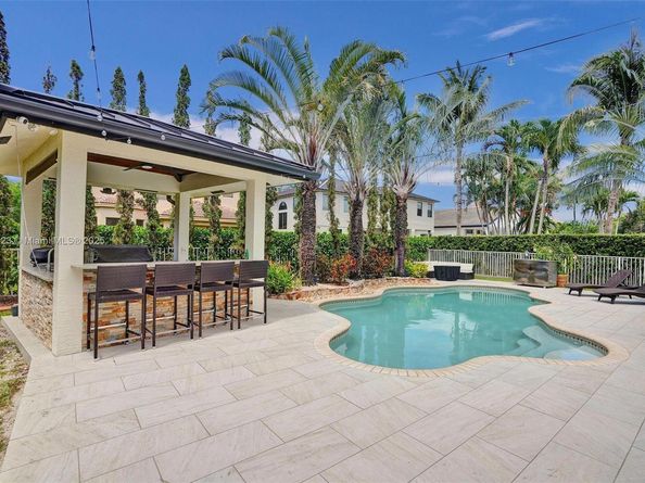 19323 SW 55th St, Miramar FL 33029