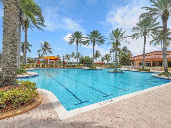 19323 SW 55th St, Miramar FL 33029