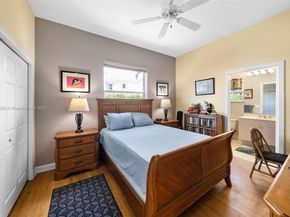 6071 NW 43rd Ter, Boca Raton FL 33496
