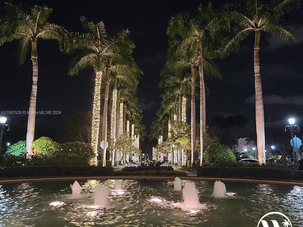 6071 NW 43rd Ter, Boca Raton FL 33496