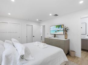 301 88th St, Surfside FL 33154