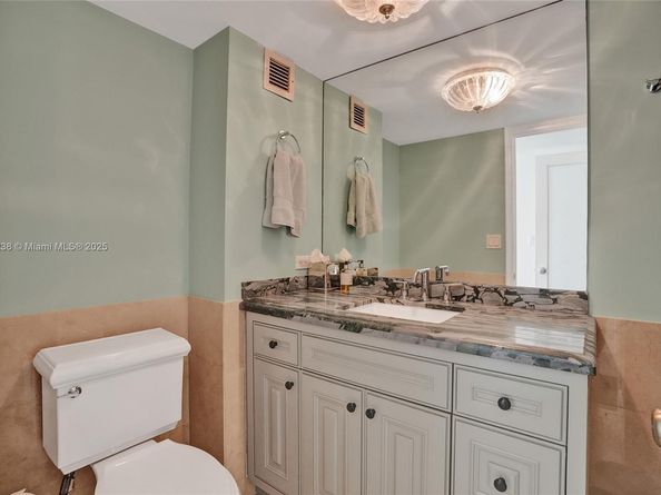 11 Island Ave 1611, Miami Beach FL 33139