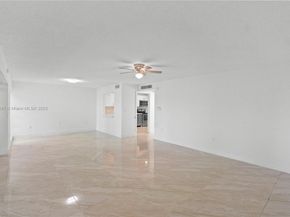 19828 Bob O Link Dr, Hialeah FL 33015