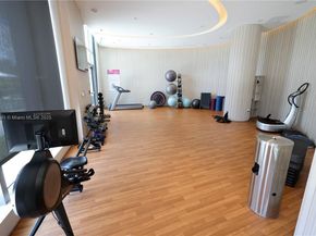 3250 NE 188th St 502, Aventura FL 33180