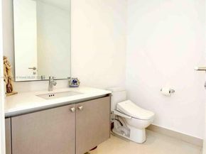 3250 NE 188th St 502, Aventura FL 33180