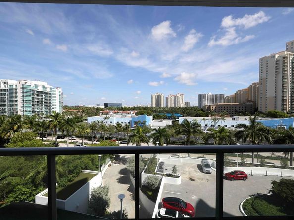 3250 NE 188th St 502, Aventura FL 33180