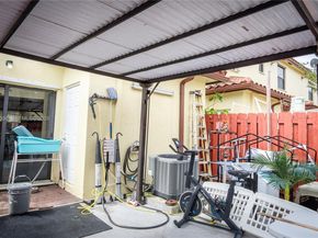 3223 SE 6th St, Homestead FL 33033