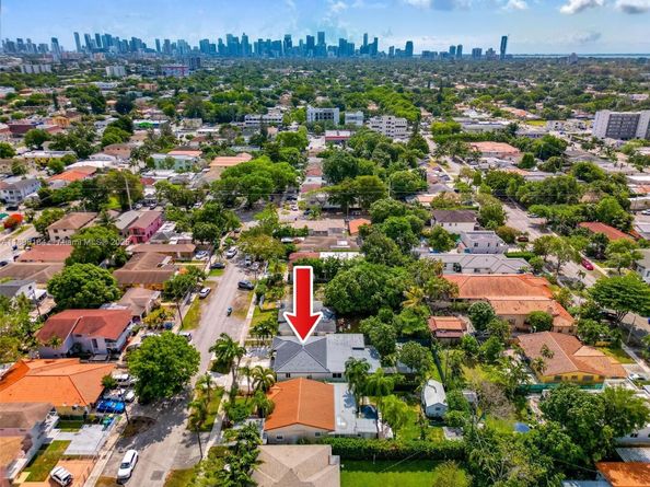 2940 SW 12th St, Miami FL 33135