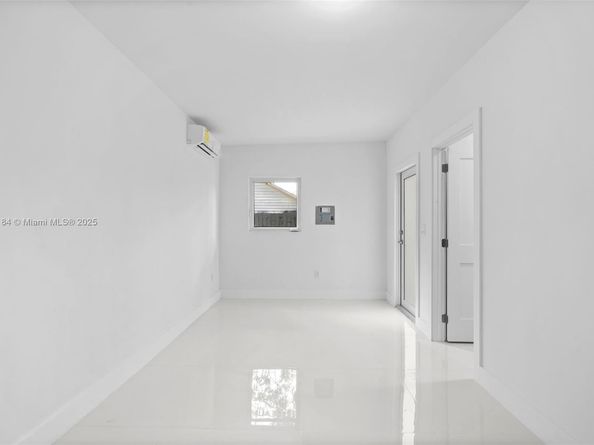2940 SW 12th St, Miami FL 33135