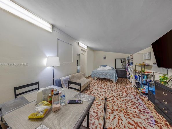 1515 NW 33rd Ave, Miami FL 33125