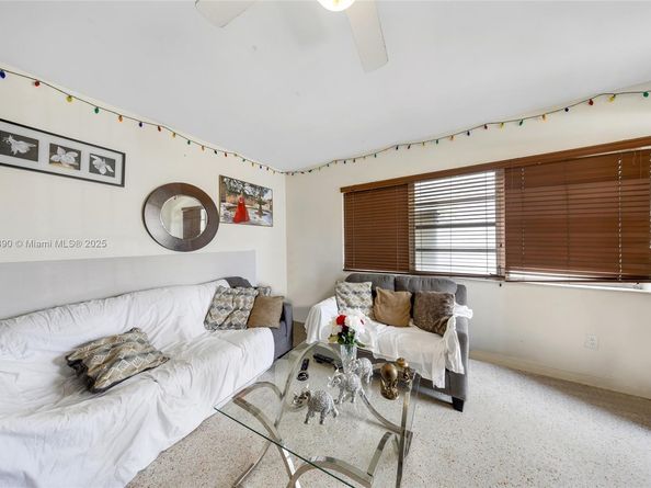 1515 NW 33rd Ave, Miami FL 33125