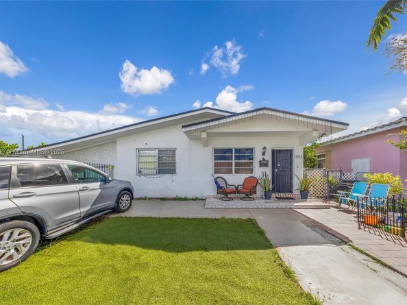 1515 NW 33rd Ave, Miami FL 33125