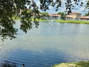 364 NE 25th Pl 103, Homestead FL 33033