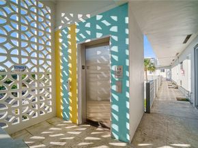 13105 Ixora Ct 302, North Miami FL 33181