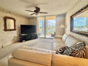 19877 E Country Club Dr 3408, Aventura FL 33180