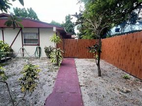 1581 NE 117 St, Miami FL 33161