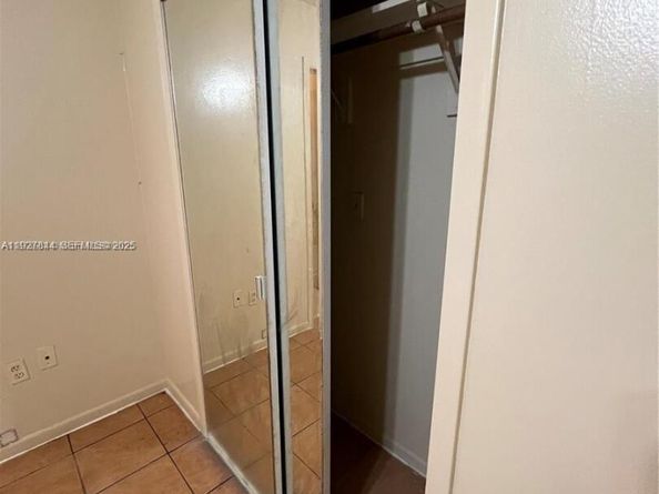 1581 NE 117 St, Miami FL 33161