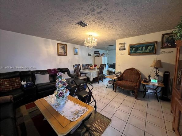 1581 NE 117 St, Miami FL 33161