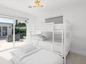 6340 Coolidge St, Hollywood FL 33024