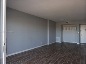 Undisclosed Address #A11965623, Hollywood FL 33021