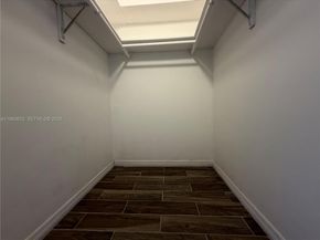 Undisclosed Address #A11965623, Hollywood FL 33021