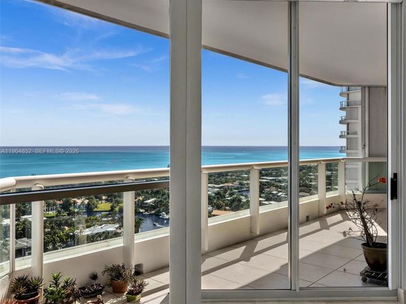 21150 Point Pl 2601, Aventura FL 33180