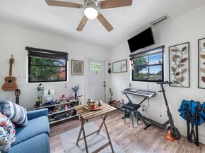 740-742 135 St, North Miami FL 33168