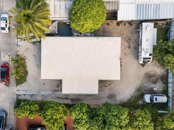 740-742 135 St, North Miami FL 33168