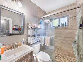 740-742 135 St, North Miami FL 33168