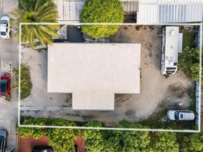 740-742 135 St, North Miami FL 33168