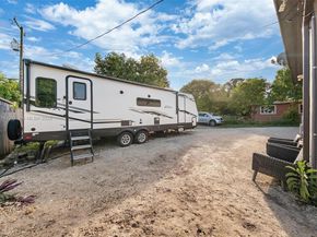 740-742 135 St, North Miami FL 33168