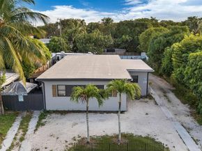 740-742 135 St, North Miami FL 33168