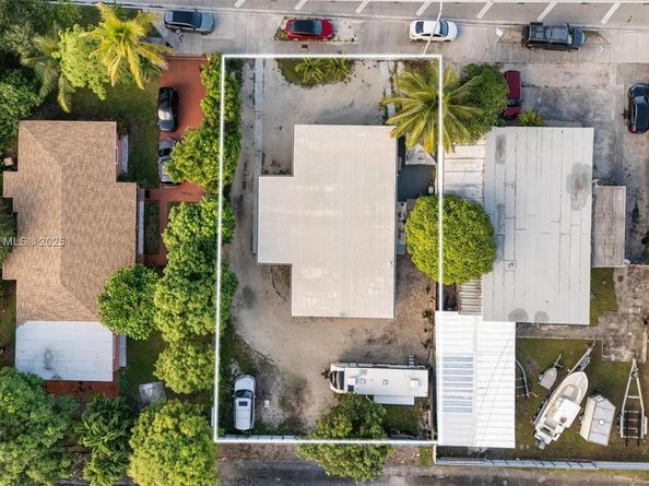 740-742 135 St, North Miami FL 33168