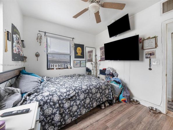 740-742 135 St, North Miami FL 33168