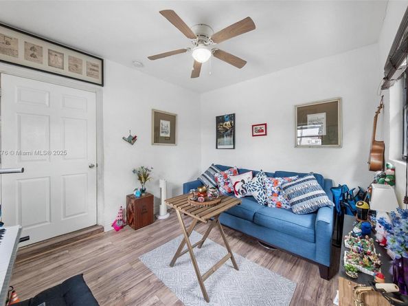 740-742 135 St, North Miami FL 33168