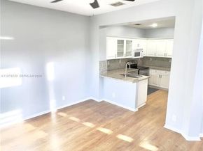 12625 NW 56th St, Coral Springs FL 33076