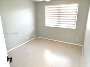 12625 NW 56th St, Coral Springs FL 33076