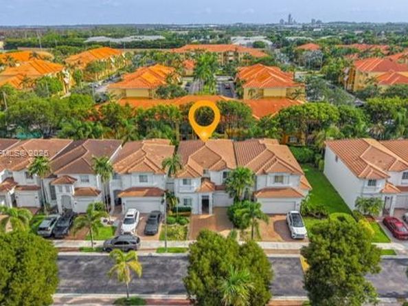 11495 NW 71st St, Doral FL 33178