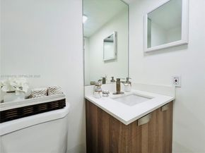 540 Brickell Key Dr 202, Miami FL 33131