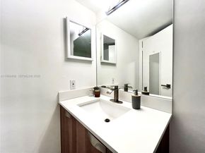 540 Brickell Key Dr 202, Miami FL 33131