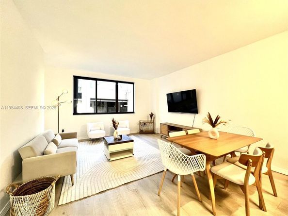 540 Brickell Key Dr 202, Miami FL 33131