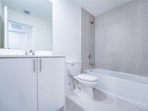 4941 Peacock Way 4941, Dania Beach FL 33312