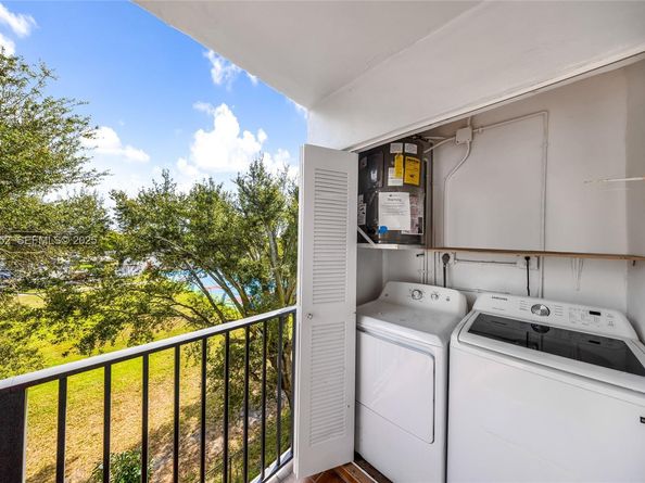 5765 W 25th Ct 411, Hialeah FL 33016