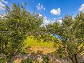 5765 W 25th Ct 411, Hialeah FL 33016