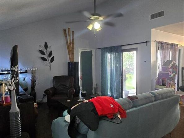 4105 Clearview Ter, West Palm Beach FL 33417