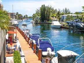 2500 NE 135th St B506, North Miami FL 33181