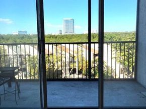 2500 NE 135th St B506, North Miami FL 33181