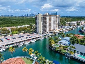 2500 NE 135th St B506, North Miami FL 33181