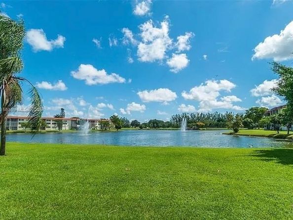 8930 S Hollybrook Blvd 210, Pembroke Pines FL 33025
