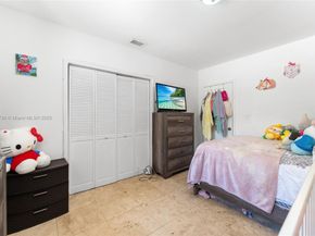 2054 Alton Rd, Miami Beach FL 33140